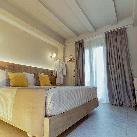 Metis Urbane Living Spaces Atenas Exterior foto